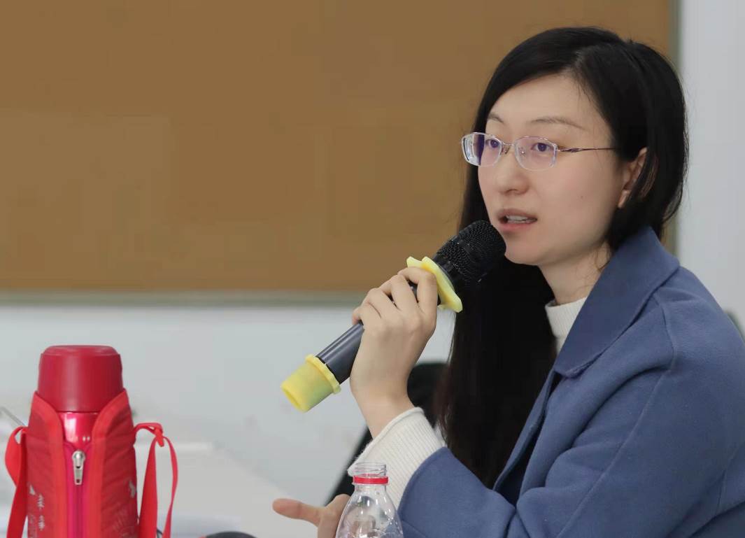 论坛主题为《智能可穿戴技术的开发与应